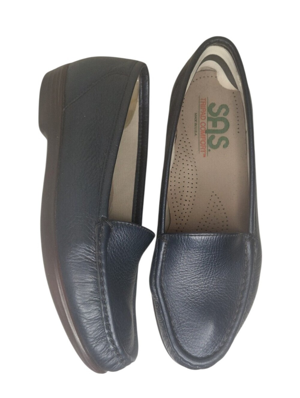 SAS Navy Blue Leather Slip-On Loafer Flats Size 7.5 W